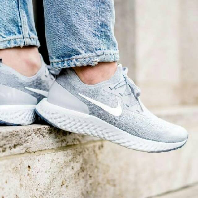harga sepatu nike epic react flyknit