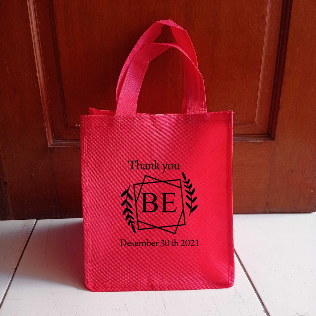 

SOUVENIR TAS GOODIE BAG KUEH BROUNIS (32x 27)