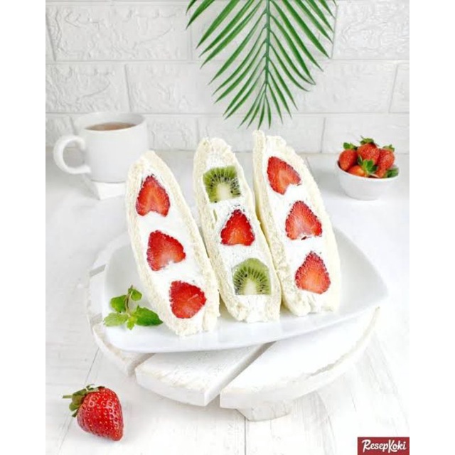 

fruit sando