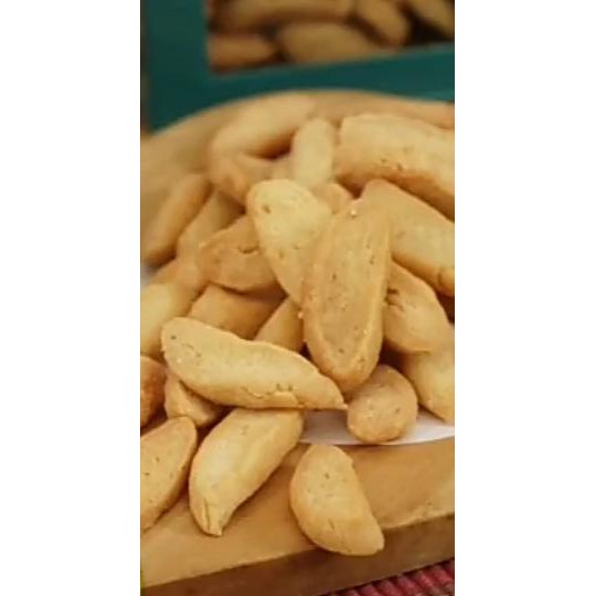 

Biji ketapang