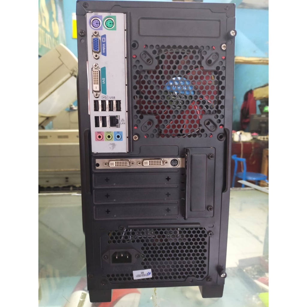 KOMPUTER GAME/DESAIN CORE I3/I5/I7 CASING TRASPARAN RGB RAM 8GB VGA 2GB LCD 19&quot; HDD SSD