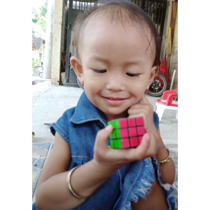 Rubik Mainan Anak Ukuran Kecil