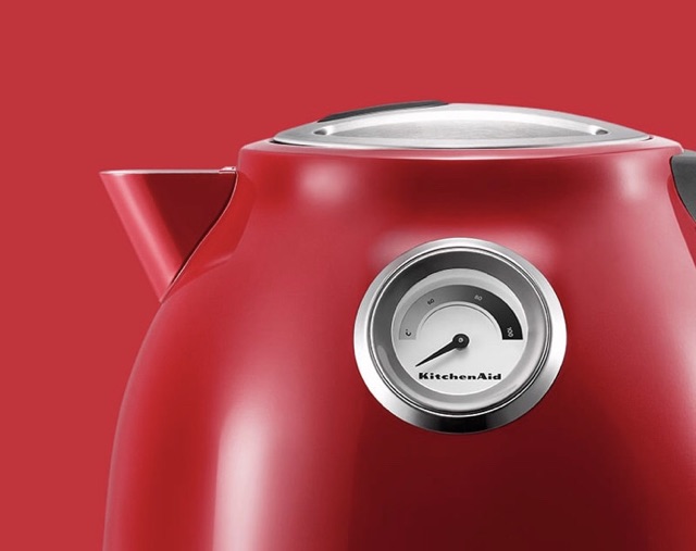 KitchenAid 1.5 Liter Electric Kettle - Candy Apple 5KEK1522ECA