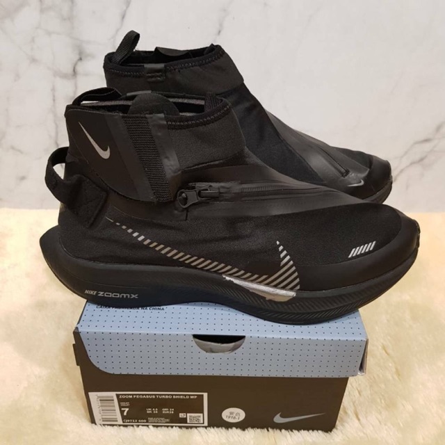 NIKE ZOOM PEGASUS TURBO SHIELD FULLBLACK