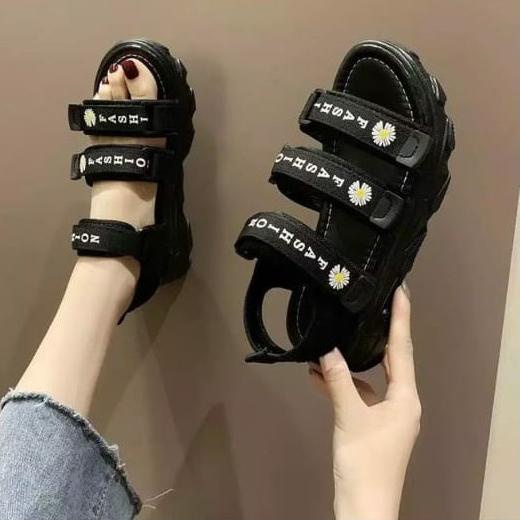 [KODE ZRGOZ] sendal wanita 2022 remaja kekinian/SANDAL GUNUNG WANITA FASHION