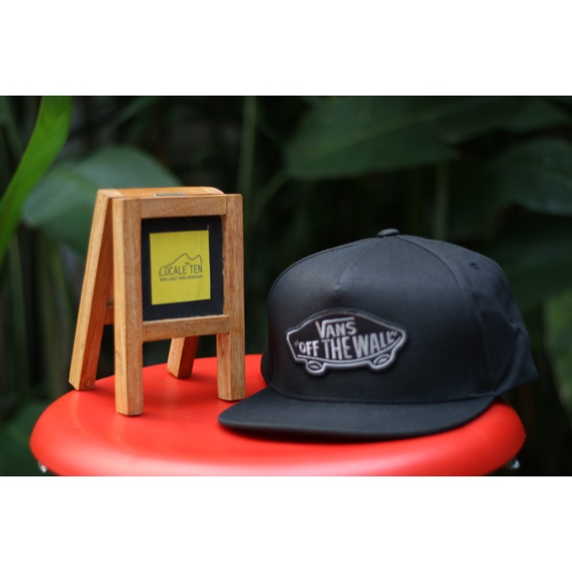 VANS CLASSIC BLACK SNAPBACK TOPI ORIGINAL