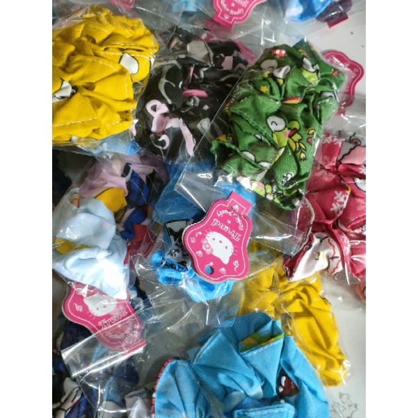 IKAT RAMBUT SCHRUNCIE-Karakter