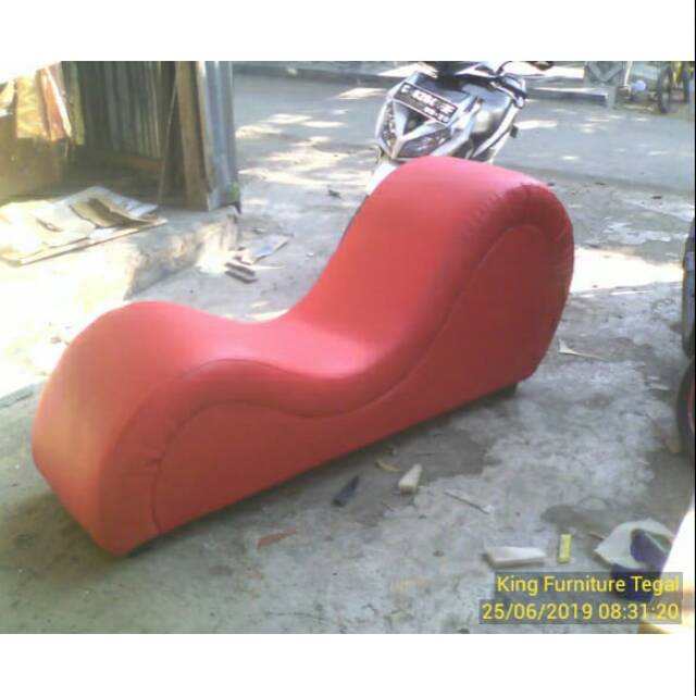 Sofa kamar tidur