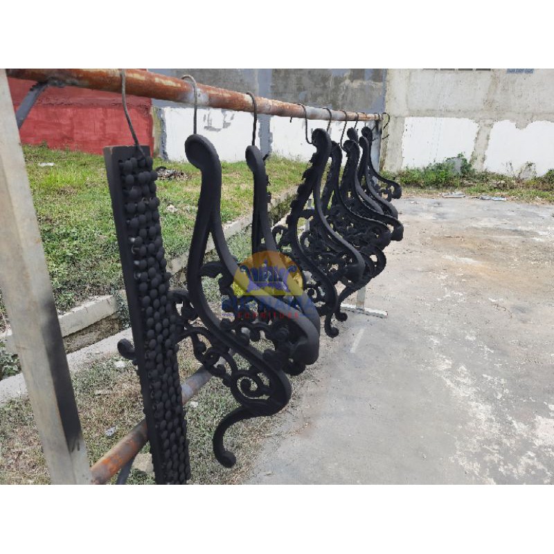 KURSI TAMAN RANGKA KAKI / KURSI TERAS RANGKA KAKI / RANGKA BANGKU TAMAN IRON CAST / RANGKA BESI COR 