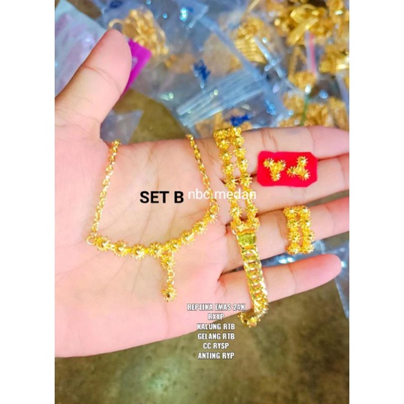 Set Matahari Replika emas 24k koleksi NBC.medan ,awet,  bisa disepuh ulang,kalung,gelang,cincin,anting