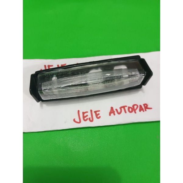 lampu plat nomor mitsubishi pajero ORIGINAL ASLI