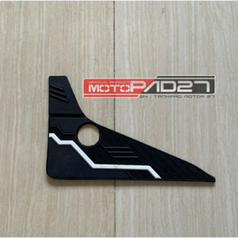 Stiker knalpot Vario 160 3D bahan karet Rubber Premium
