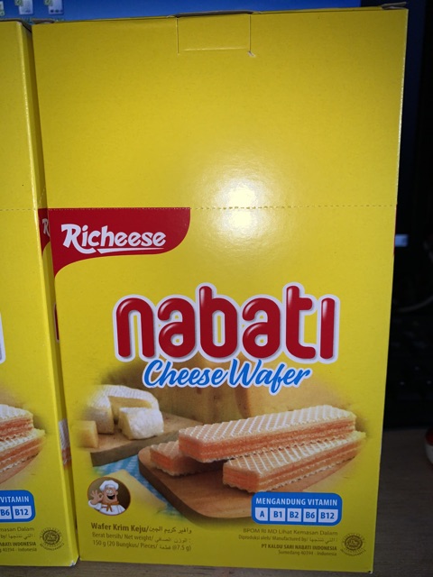 Richeese Nabati Cheese Wafer Keju 7.5gr 1 box isi 20 pcs x 7.5 gram