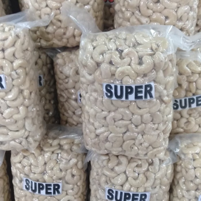 

54ekh Kacang Mede Mentah 1Kg 60J
