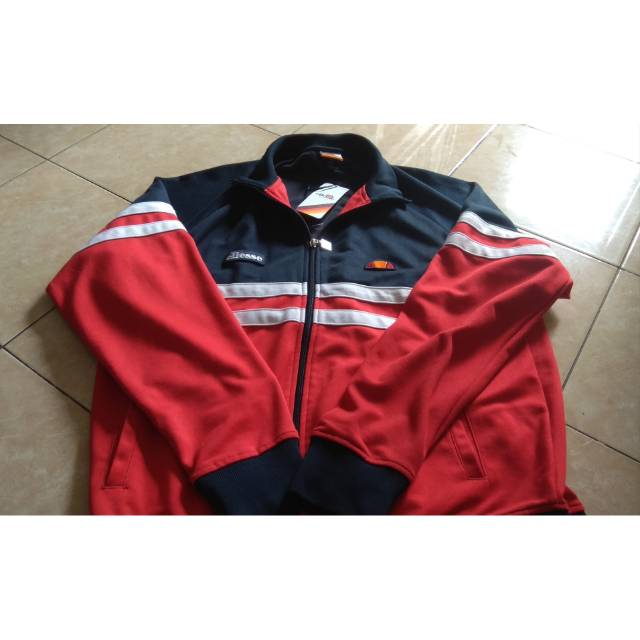 Tracktop Ellese Remini