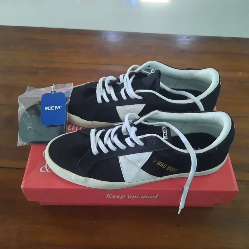 KEM Footwear Monologue Black White size 42