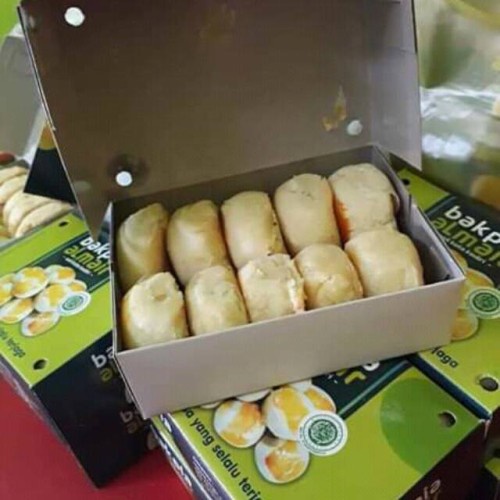 

Bakpia Almair Asli Kediri