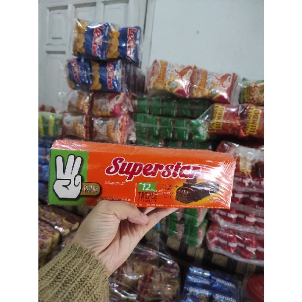 

PROMO- ROMA SUPERSTAR WAFER COKLAT ISI 12 PCS