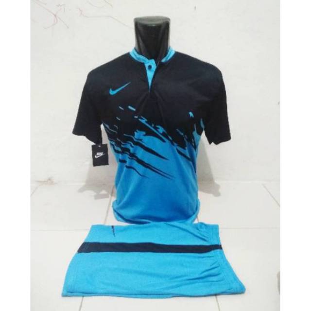[PRINTING] NIKE BIRU MUDA HITAM PAKAI KERAH BERKERAH KOSTUM FUTSAL JERSEY KAOS BAJU BOLA SETELAN