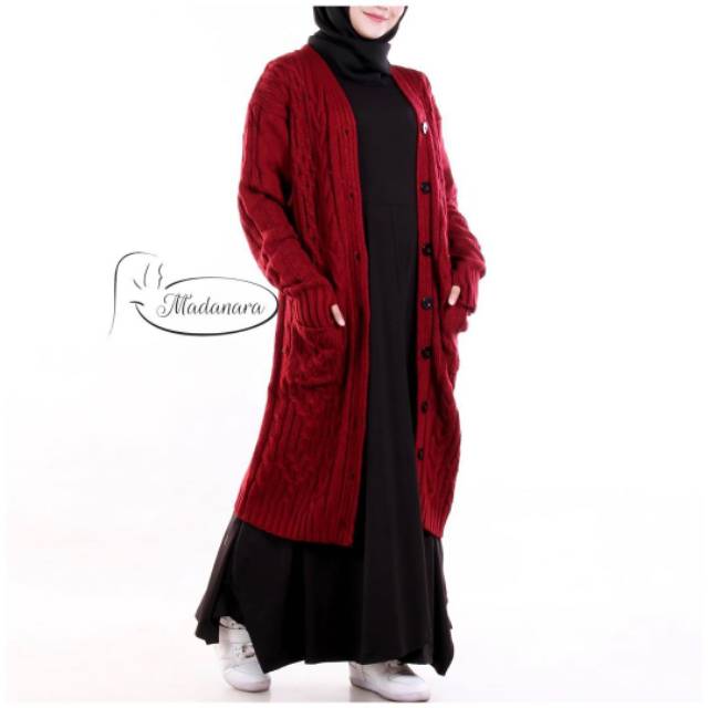 Madanara Long Cable Cardi