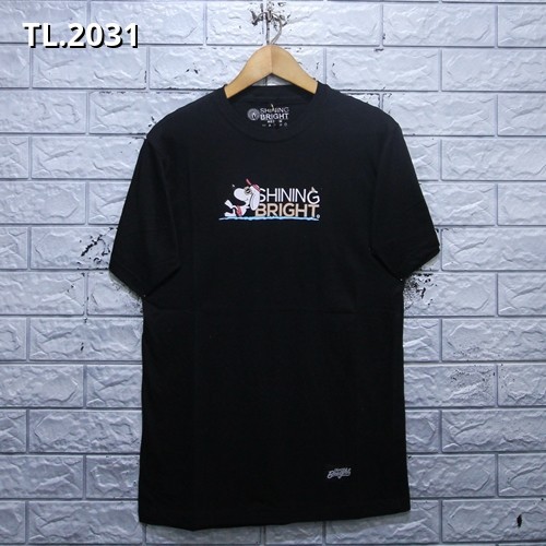 DIstro Kaos Bandung Cowo Cewe Keren Surfing Premium Kaos DIstro Kaos Bandung Cowo Cewe Keren Surfing Premium Kaos