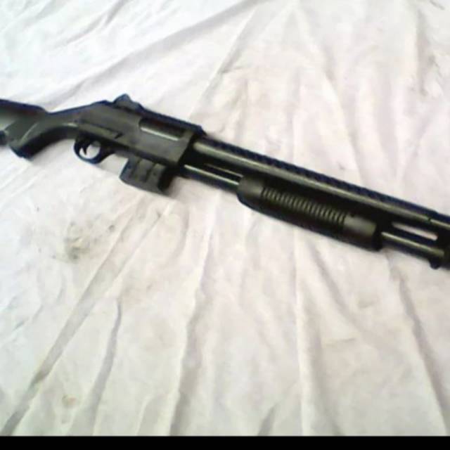 Mainan kokang M870 Remington Black Shotgun Spring