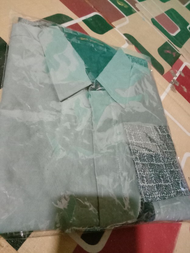 Prabu Panjang Kemeja Batik Pria Reguler Slimfit Katun Printing Hem Baju Seragam Kantor Modern