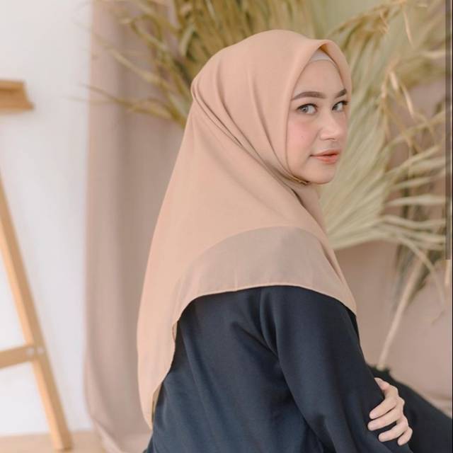 Plain Hijab Creamy nwe.label