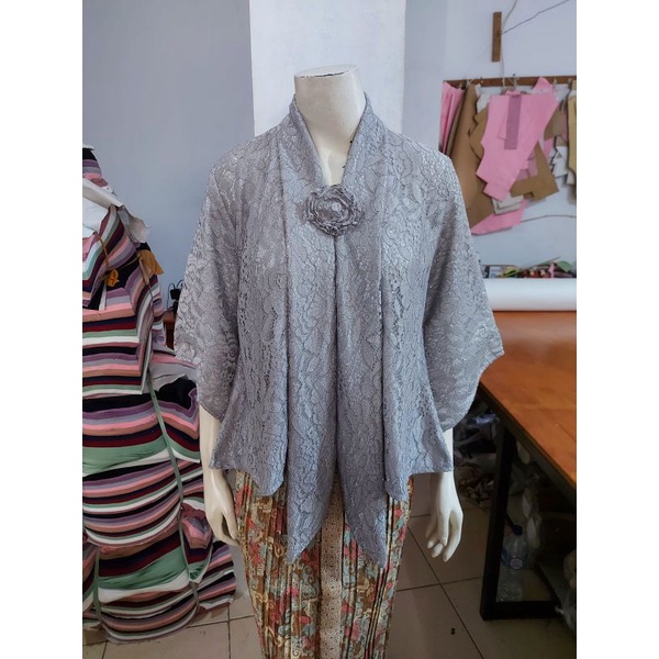 Kebaya floy KIMONO BROKAT standar jumbo glitter full furing busui KeroncongBusana-Abu2