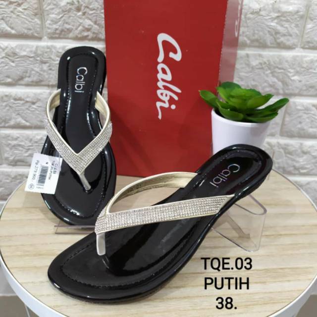  Sandal  calbi  Shopee Indonesia