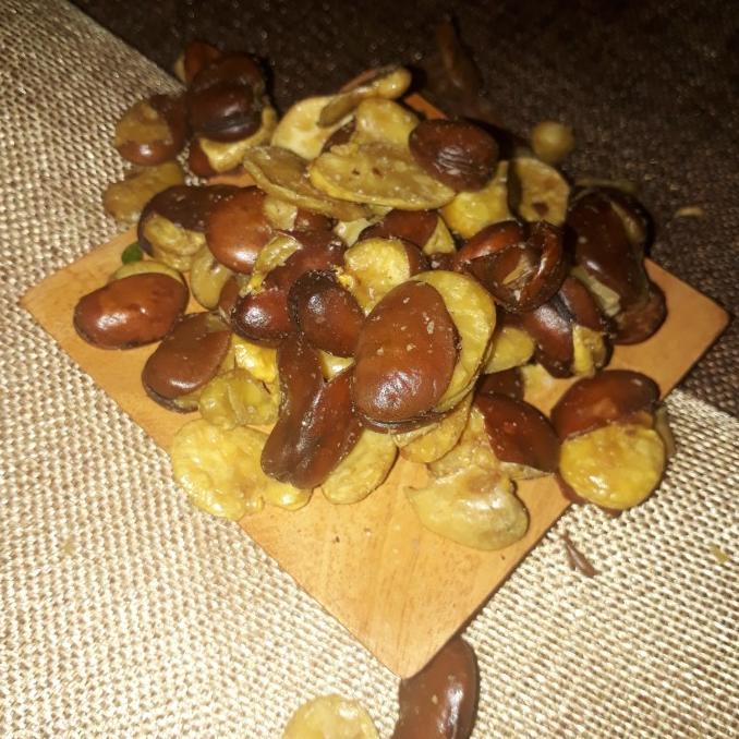 

'+'+'+'+] Kacang Koro / Mente - 500 gram