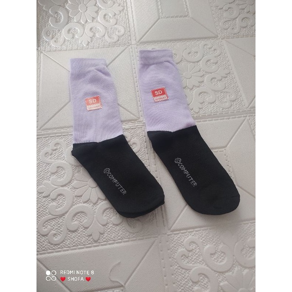 

kaos kaki