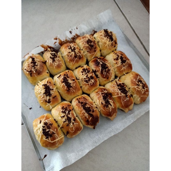 

Bolen Pisang Coklat Keju Hampers