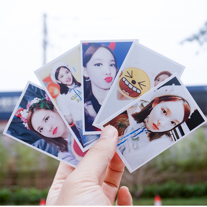 30pcs / Kotak Kartu LOMO Foto ALBUM BLACKPINK LISA ROSE JENNIE JISOO