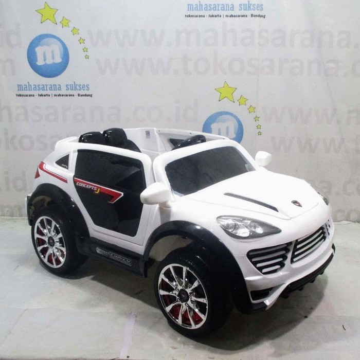 PMB M8388 Concept Ukuran XL 2 Kursi 2 Dinamo Mobil Mainan Anak Aki Putih
