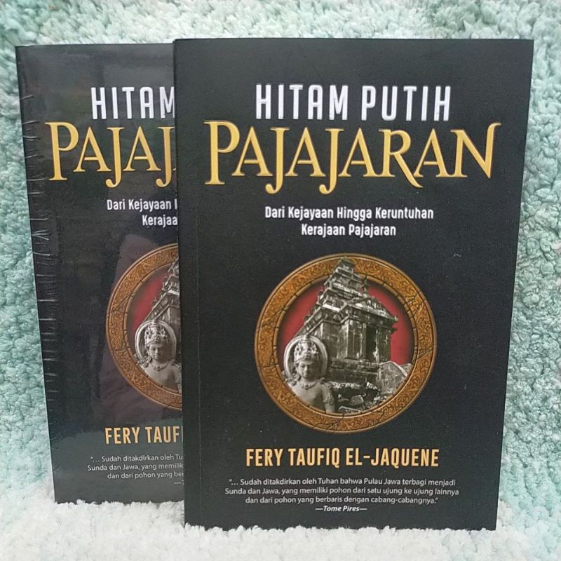 Buku Hitam Putih Pajajaran