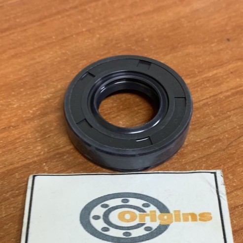 

OIL SEAL TC 20 x 31 x 7
