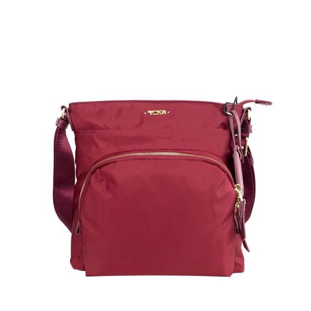 Tumi voyageur capri crossbody
