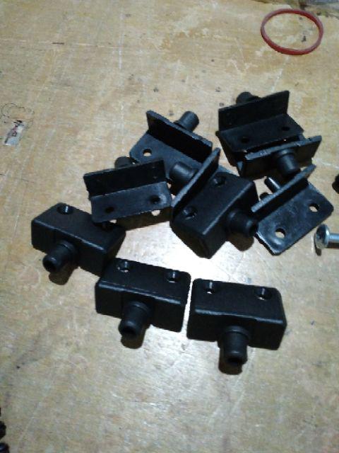 Engsel Pivot Pintu 12mm / Engsel Tanam Plastik