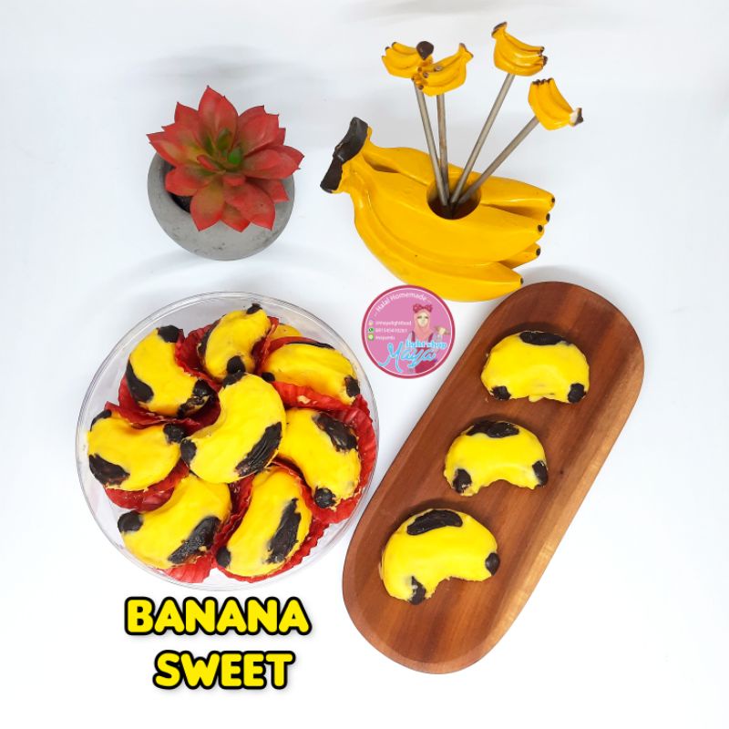 kue kering banana cookies kue pisang kukis bentuk pisang cokelat kue lebaran hampers parcel kue lebaran parsel