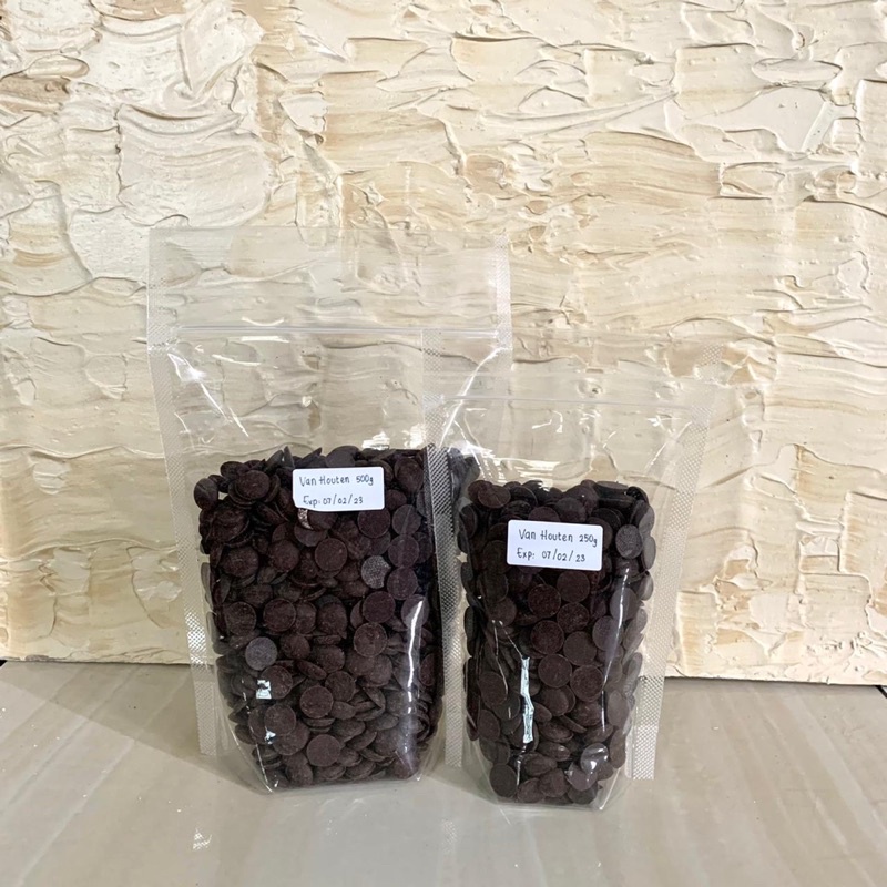 

Van Houten Dark Chocolate Couverture Chocolate 70.4% 250gr/500gr