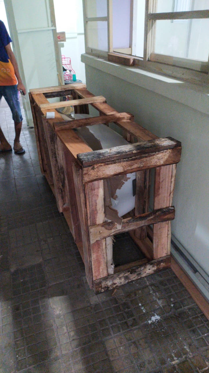 Paket Komplit Bathtub Benetton Marbel Dengan Avur + Bantal + Kran