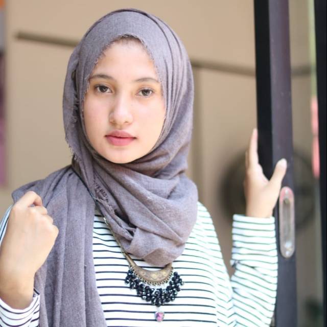 Crystal Beads necklace / Kalung kekinian / kalung hijabers / kalung hijab / aksesoris kalung