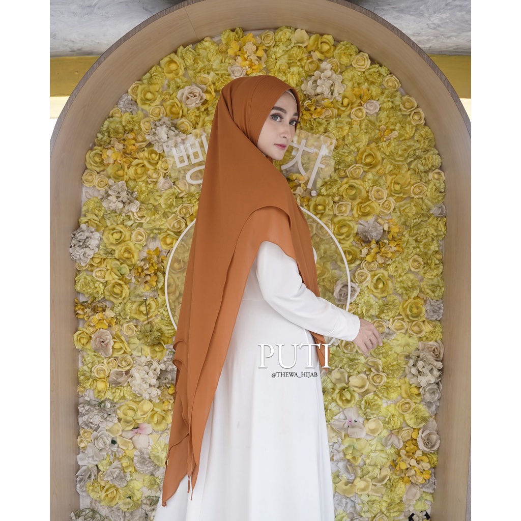 TERPOPULER THEWA - Hijab Khimar Puti x Dior Jumbo Lancip 2 Layer Kerudung Ceruty