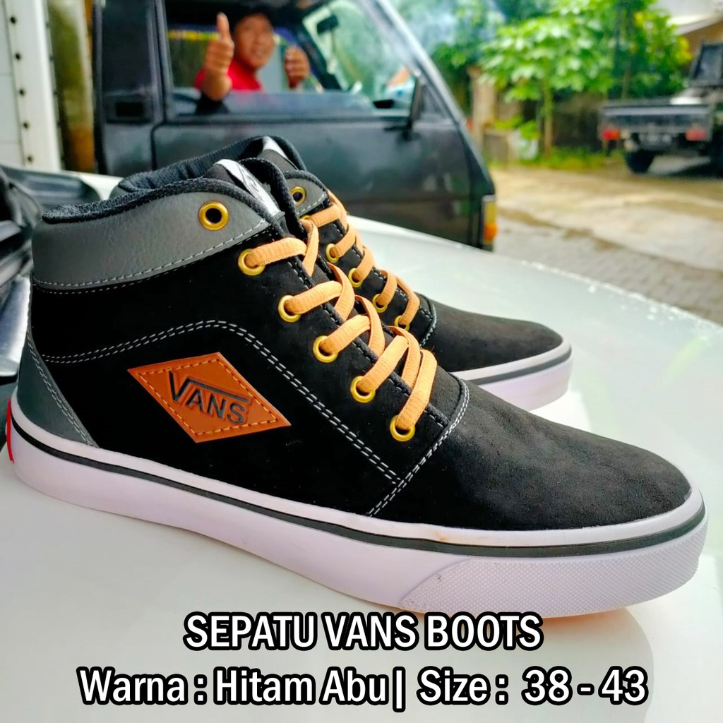 Sepatu Sneakers Pria Boot Vans Sepatu Kasual Kerja Hangout Traveling