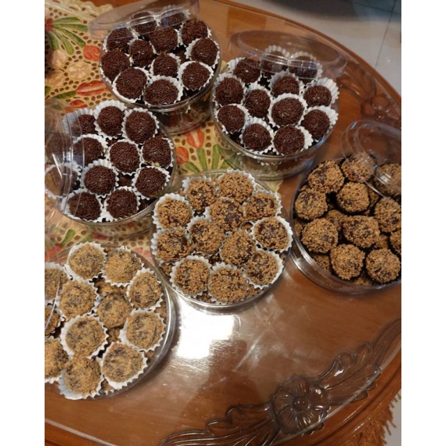 

Bola bola coklat legit full