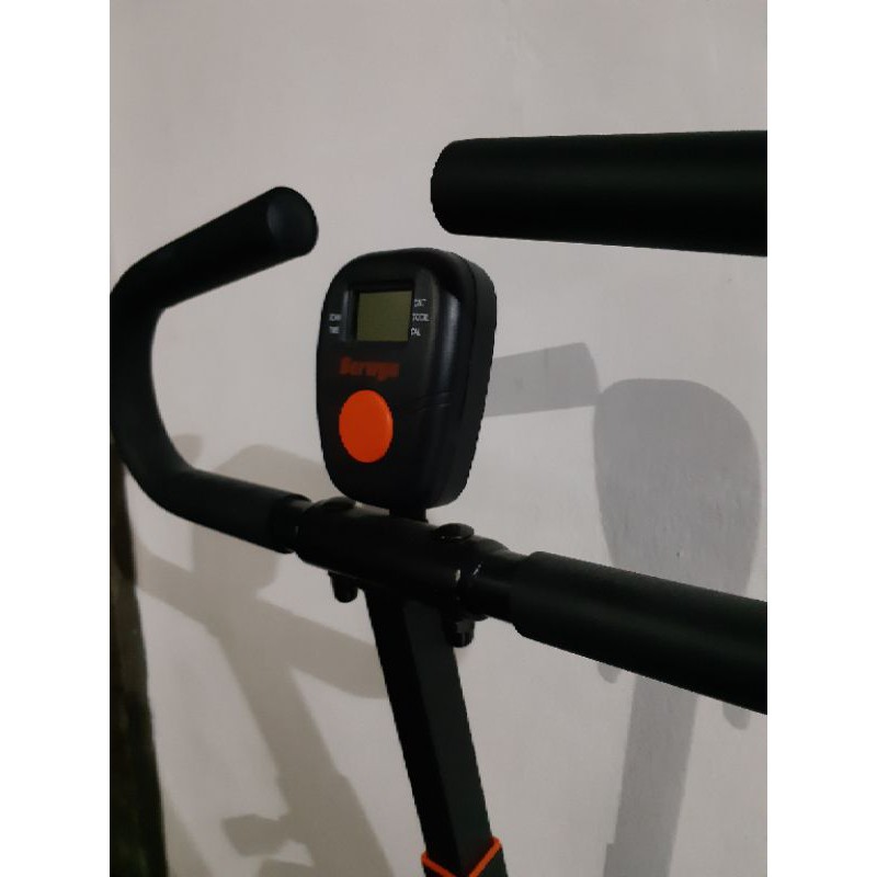 Berwyn Body Crunch Alat Fitness