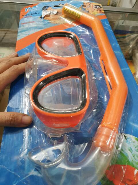 Snorkel anak anak