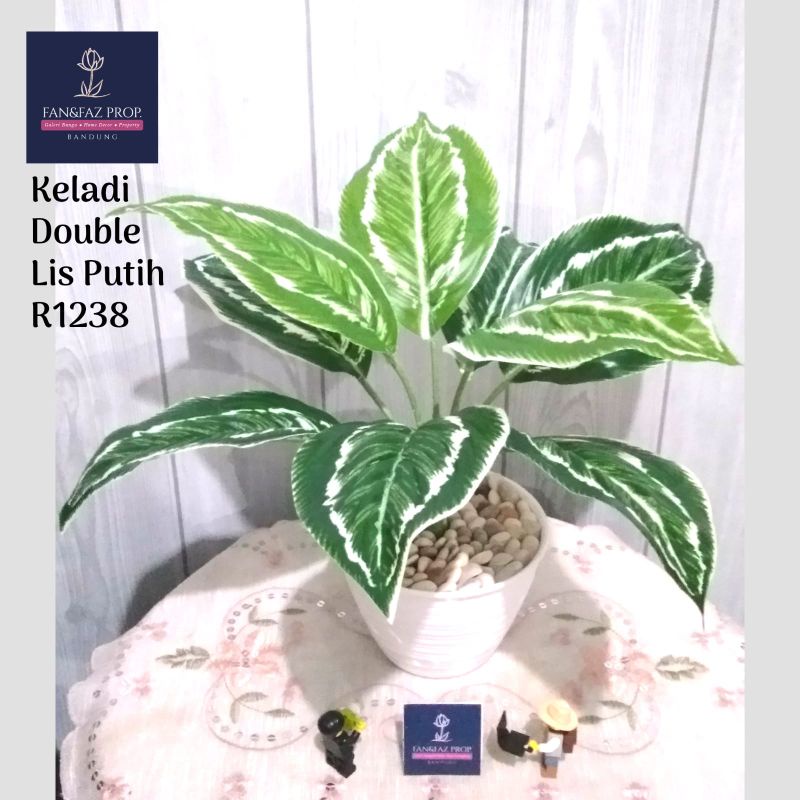 Tanamam Artificial Keladi Double List Putih dalam pot 12cm
