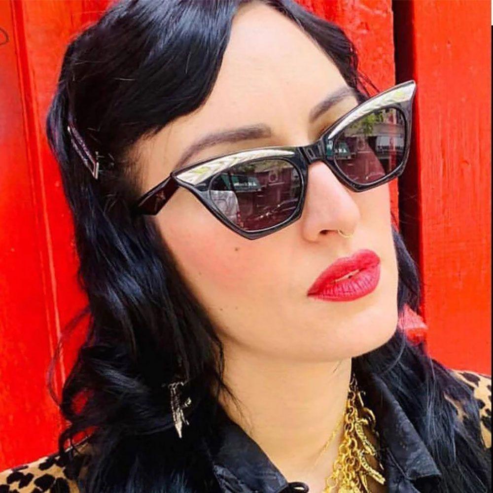 [Elegan] Mata Kucing Kacamata Hitam Kepribadian Klasik Anti-Silau Pria Wanita Vintage Kacamata Wanita Kacamata